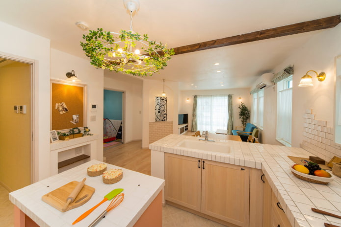 Beige headset and bright accents