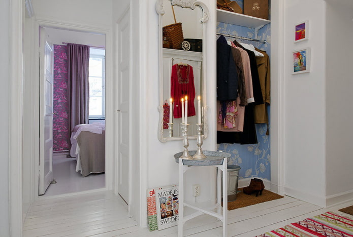 dressing room in a niche in the interior of the hallway dressing room in a niche in the interior of the hallway