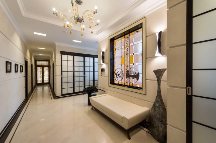 lighting in the hallway in the interior of the house