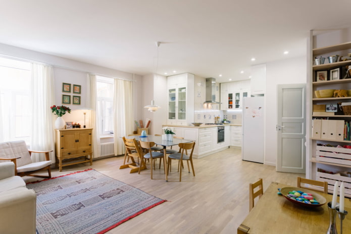 Decor in the kitchen-living room