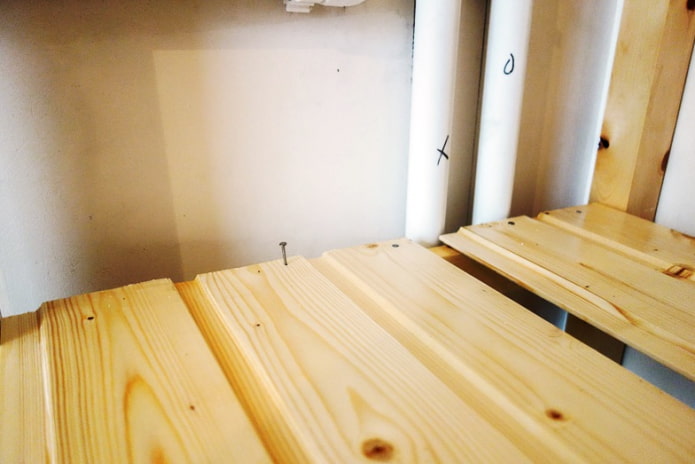 Fixation with carnations Fixation with carnations