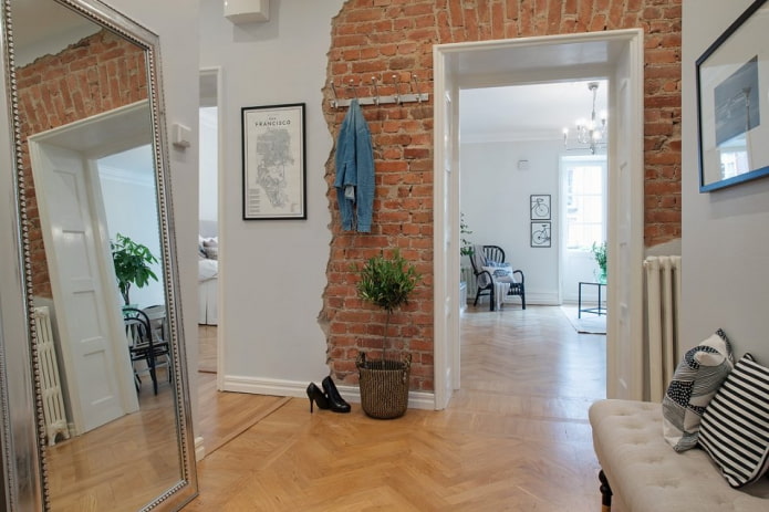 decoration of the corridor in the Scandinavian style