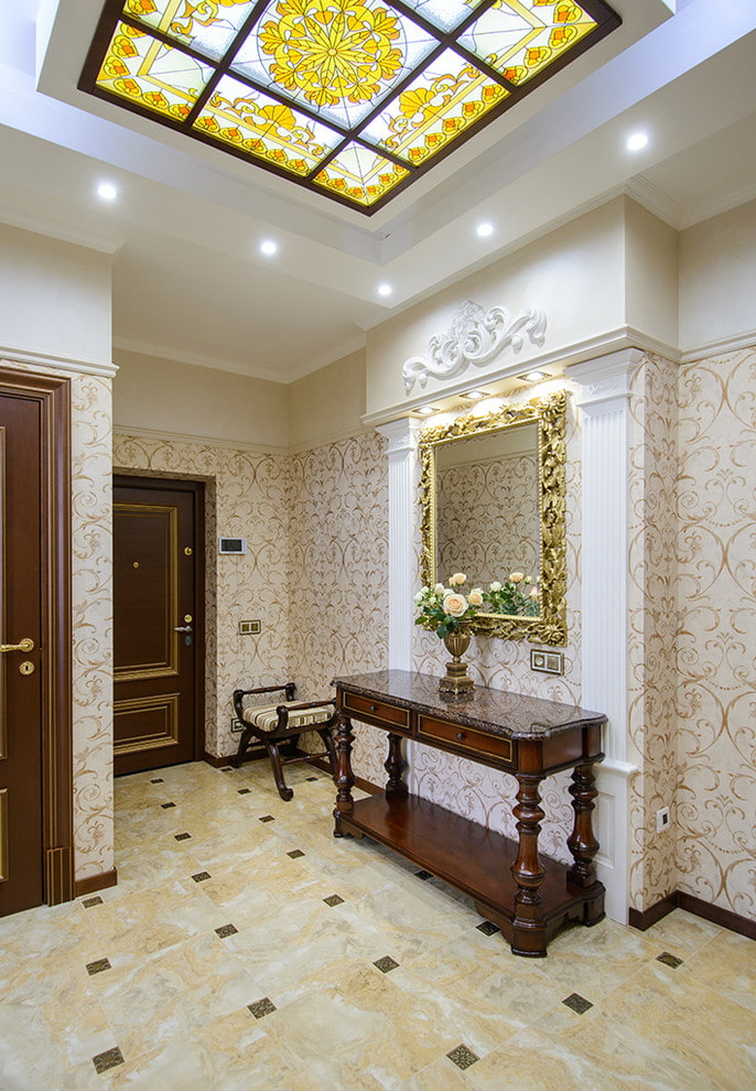 finishing the corridor in a classic style finishing the corridor in a classic style