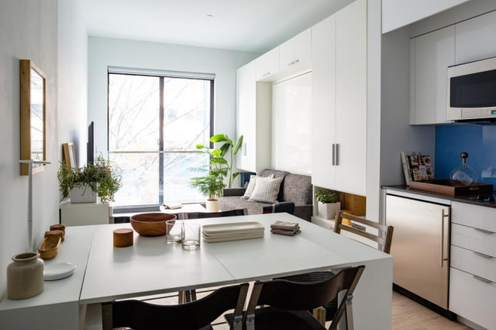 On-line sofa with headset