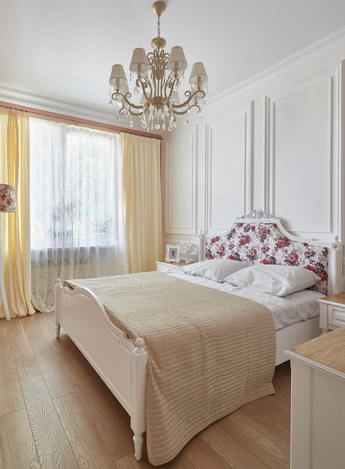 finishing the floor in the bedroom in Khrushchev