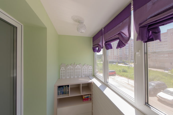 finishing the ceiling on the balcony in the Khrushchev apartment