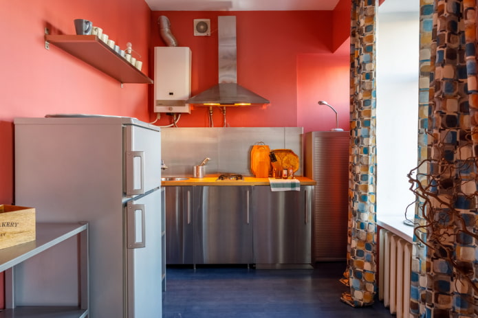 The pipes are hidden behind the apron The pipes are hidden behind the apron