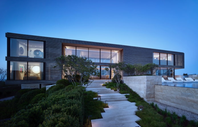 high-tech flat roof house