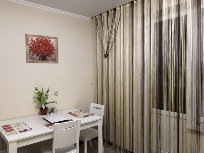 curtains-threads in the interior of the kitchen