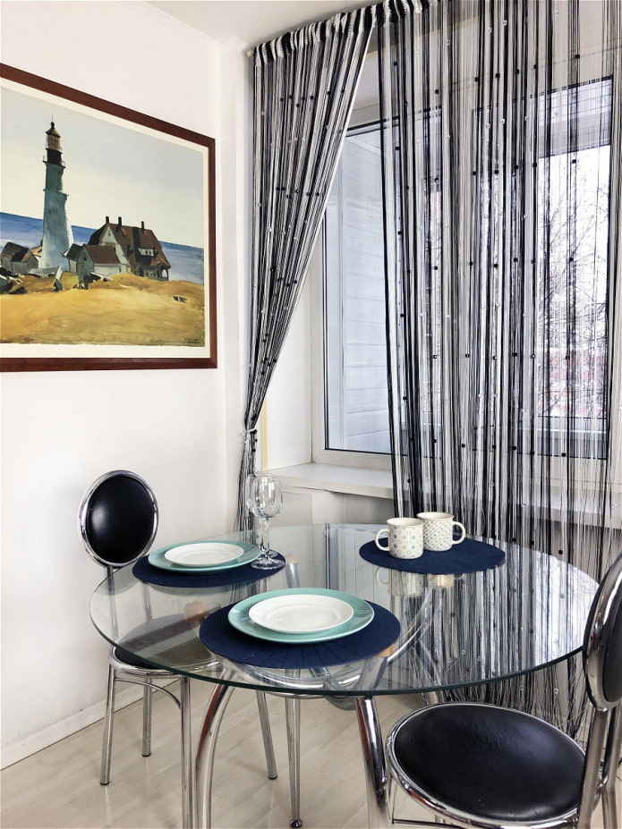 curtains-threads in the interior of the kitchen