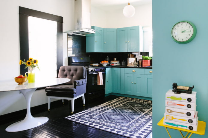 decor and textiles in the interior of the kitchen in turquoise color
