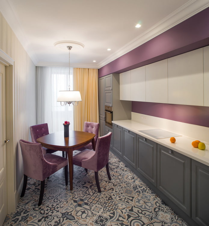 Dining area in a rectangular kitchen