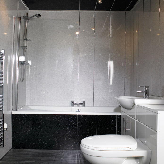 black and white bathroom