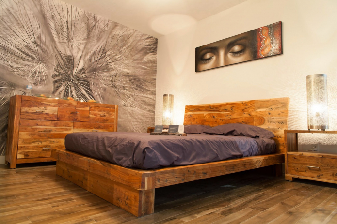 wall mural dandelion to the right of the bed