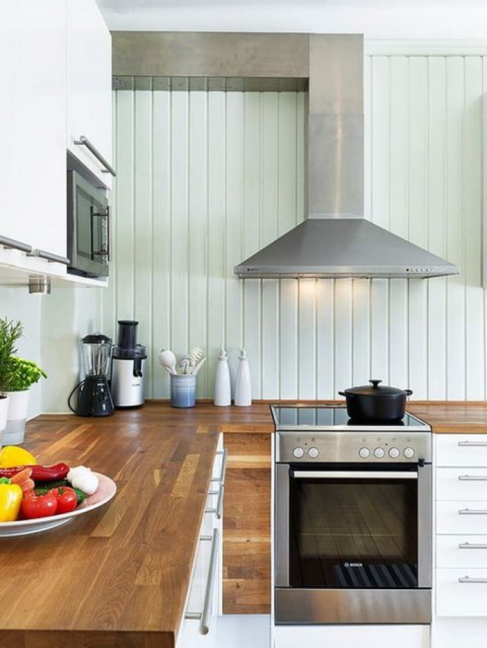 pvc lining on the wall