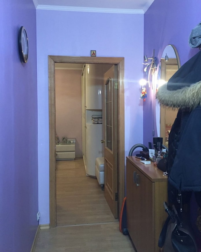 entrance hall before renovation entrance hall before renovation