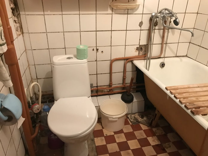 Old bathroom