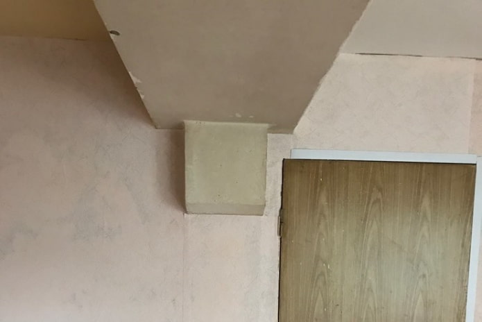 Beam near the front door