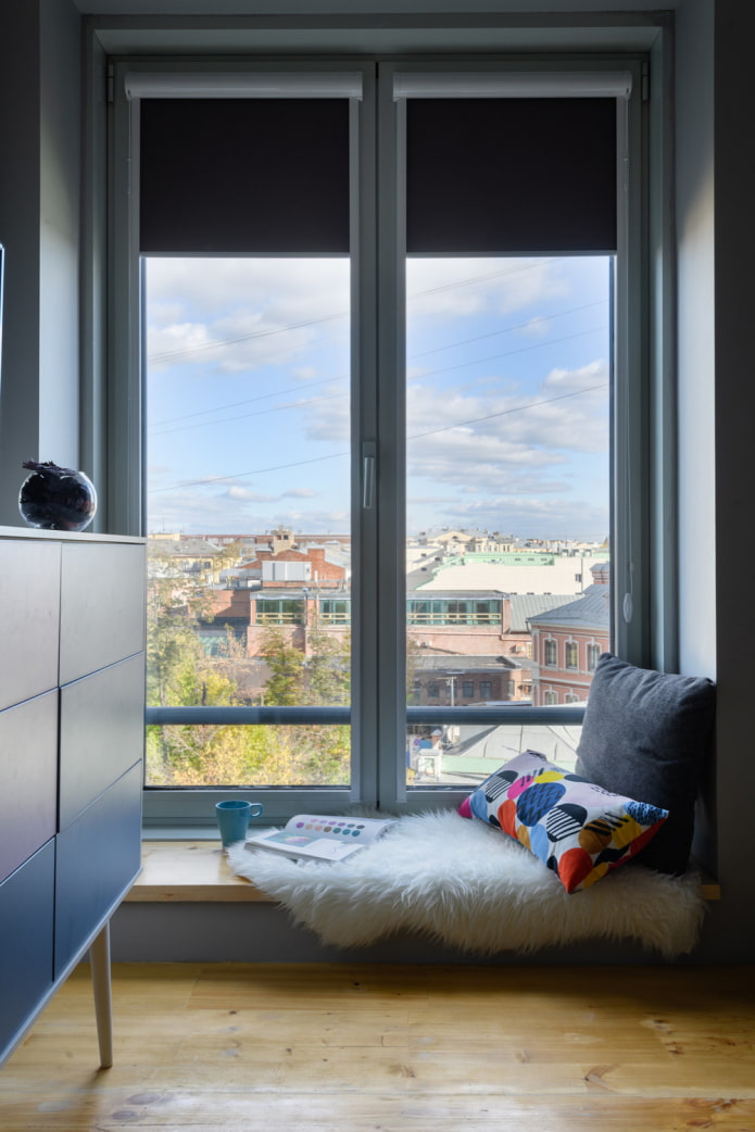 Rest area by the window