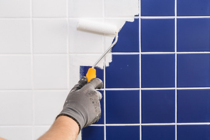 Painting tiles Painting tiles