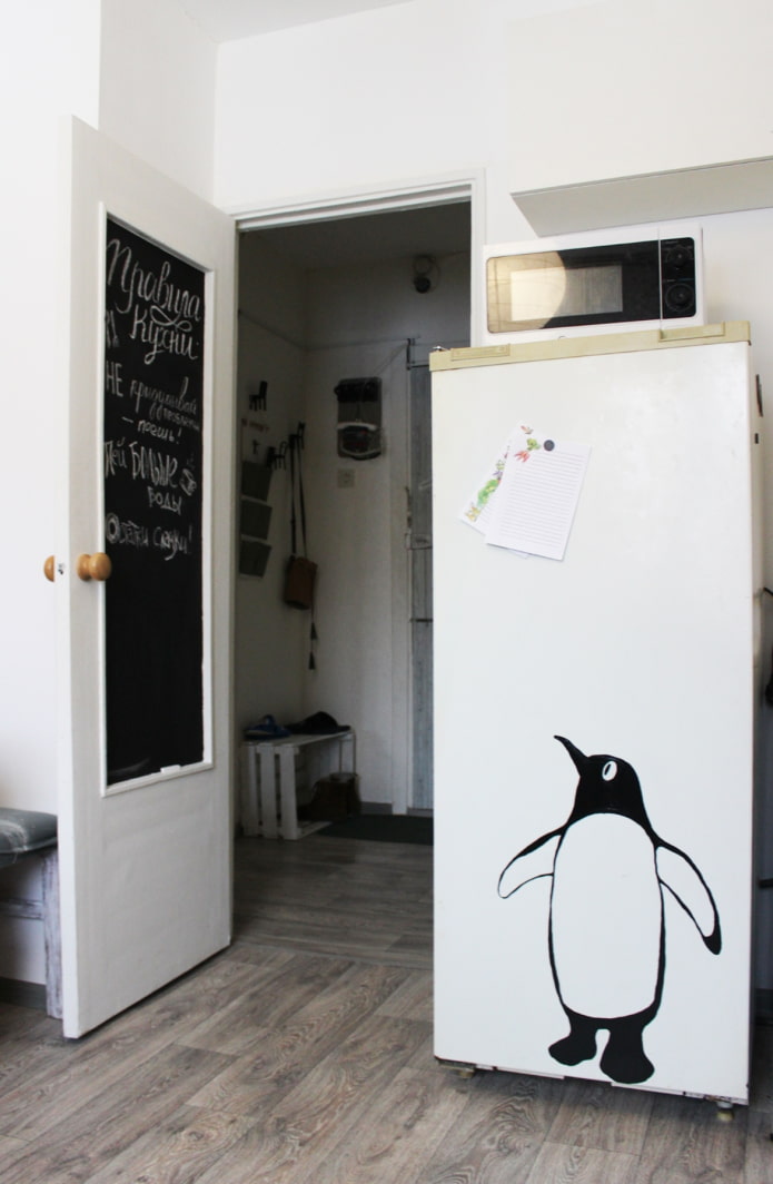 Drawing with acrylic paints Drawing with acrylic paints