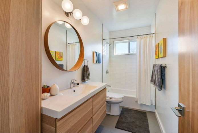 round bathroom mirror