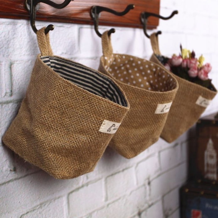 burlap interior baskets