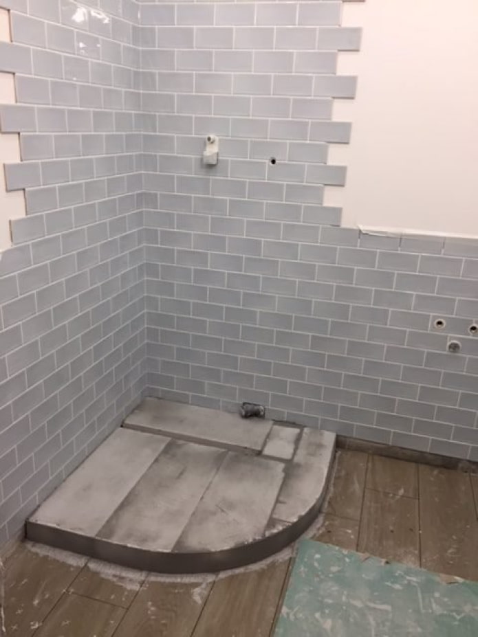 Tile, podium Tile, podium