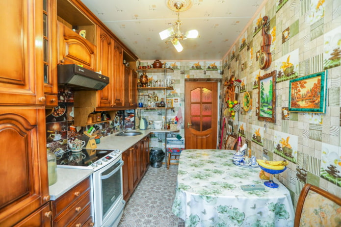 Classic facades in an ill-conceived interior Classic facades in an ill-conceived interior