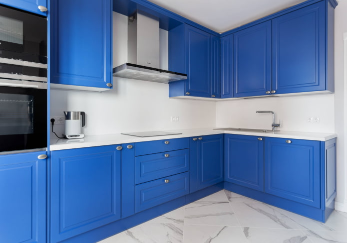 blue kitchen with silver fittings blue kitchen with silver fittings