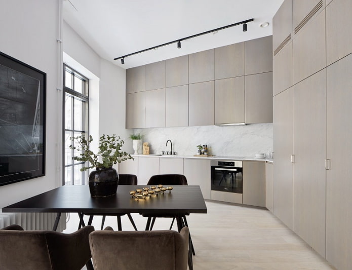 large roomy kitchen large roomy kitchen