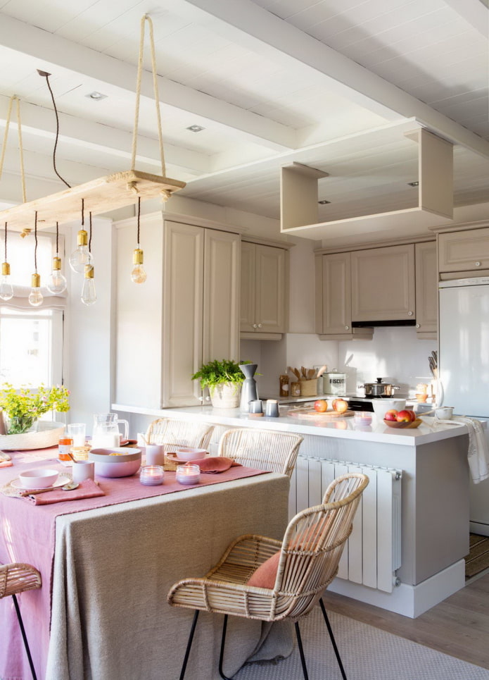 kitchen with peninsula