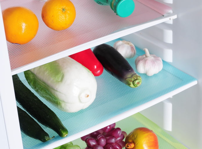 Shelf mats Shelf mats