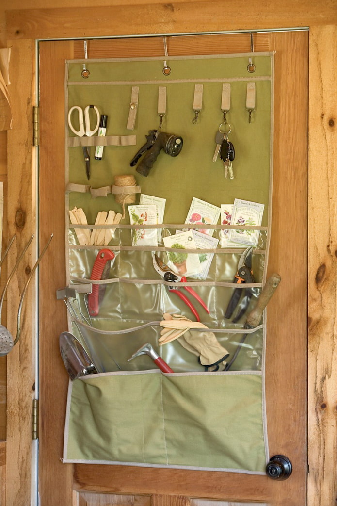 Organizer for the country