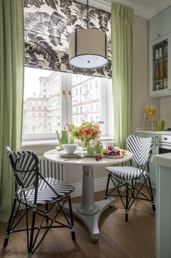 contrasting roman shades