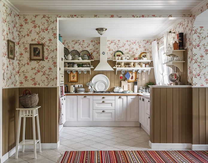 combination of wallpaper with clapboard