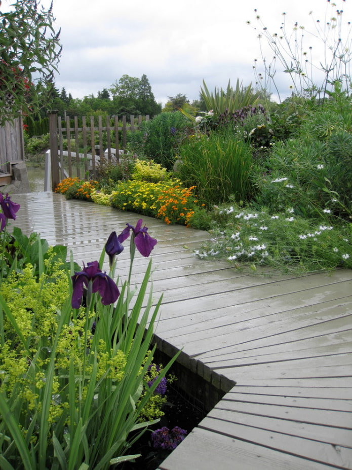 Wood flooring Wood flooring