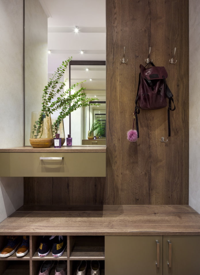 Mirror with drawer Mirror with drawer