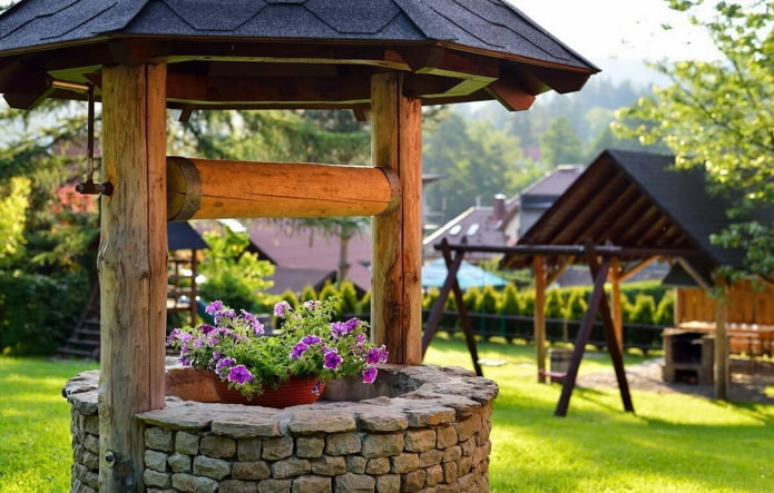 decoration of the well with flowers