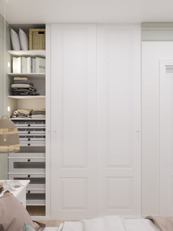 Filling the dressing room Filling the dressing room