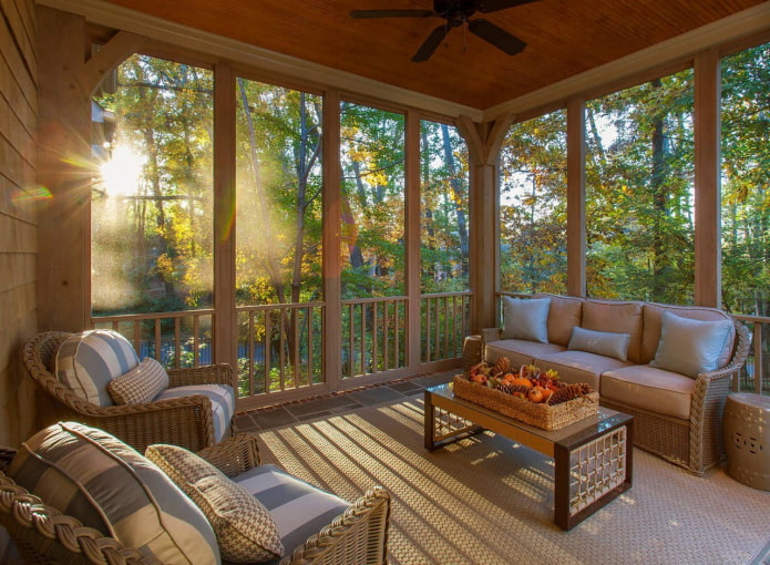 wooden finish of the extension wooden finish of the extension