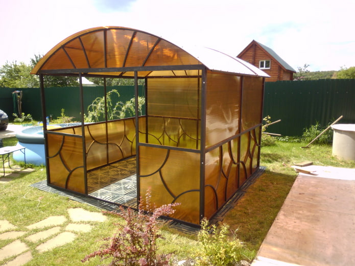 gazebo made of polycarbonate
