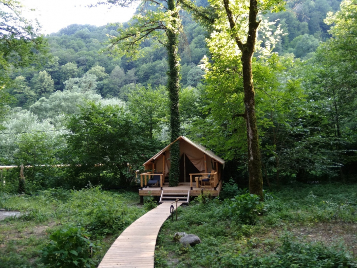 approach to the room