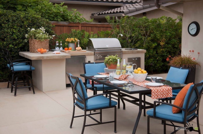 dining room on the street in the house dining room on the street in the house