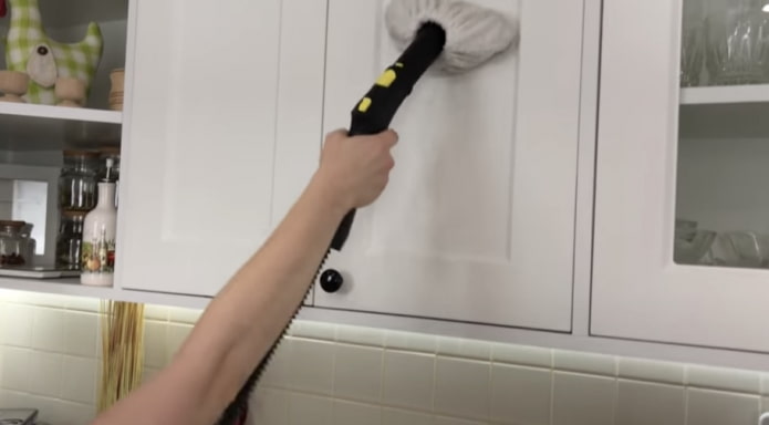 washing with a steamer