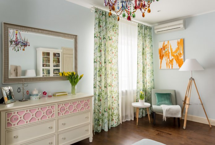 Floor-length curtains Floor-length curtains