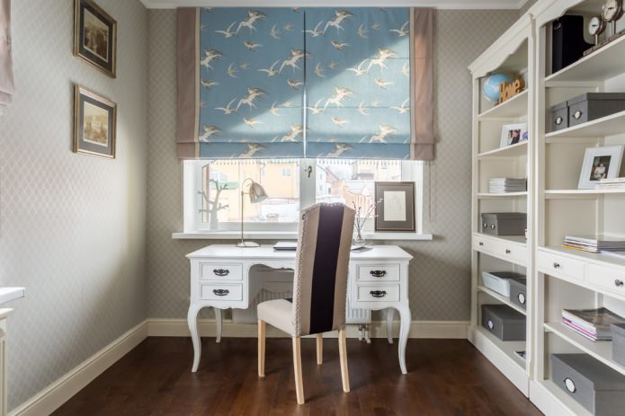 Hide the radiator with a desk Hide the radiator with a desk