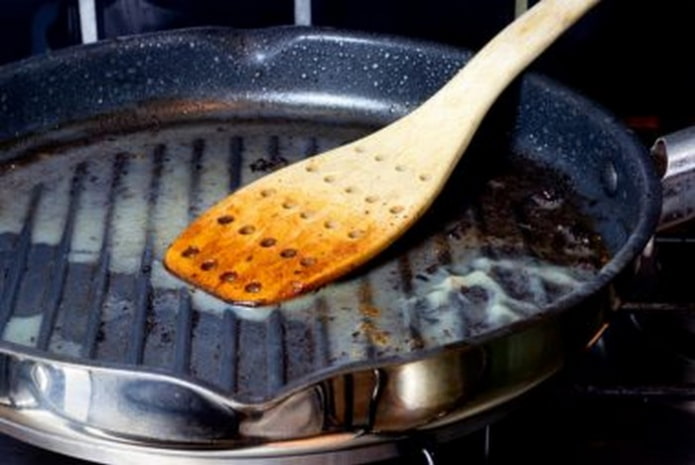 fat in a frying pan fat in a frying pan