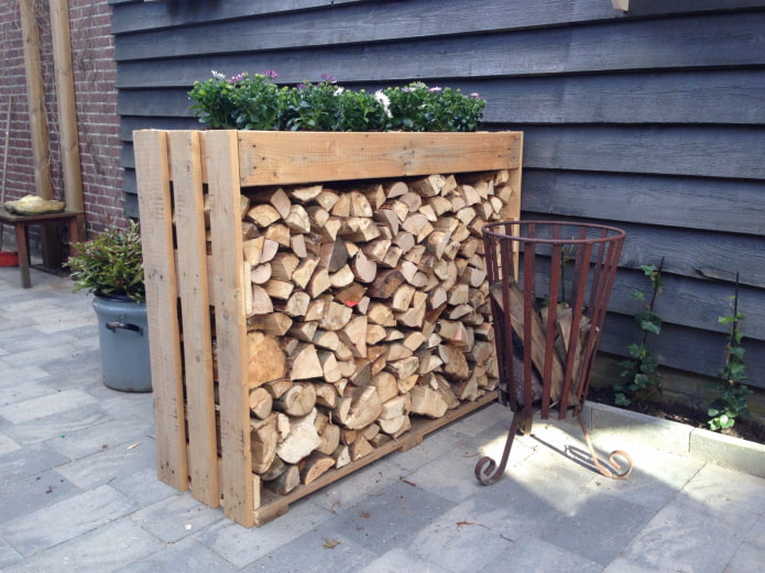 pallet firewood