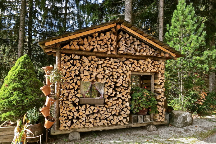 unusual firewood